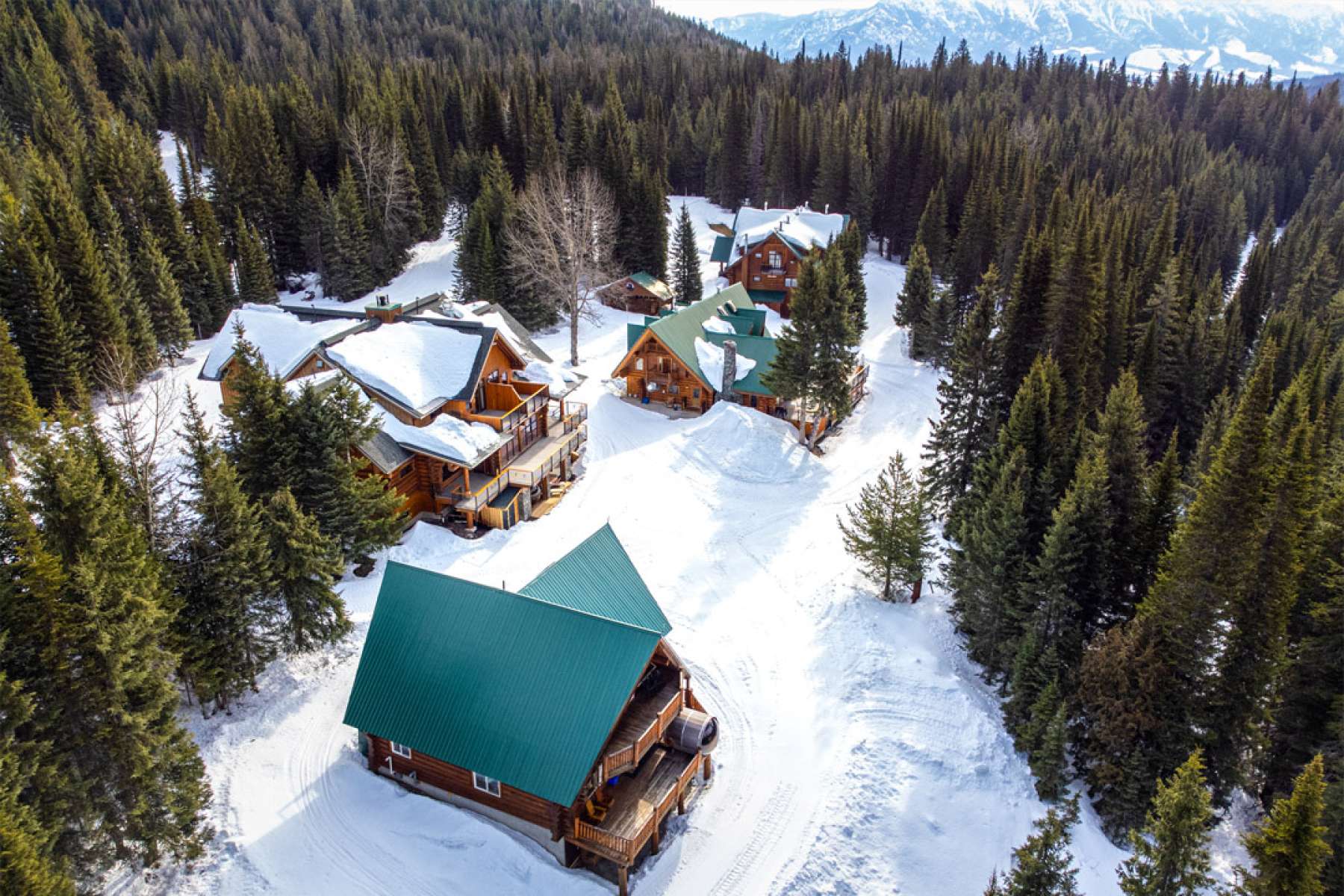 Aerial views | Island Lake Lodge
